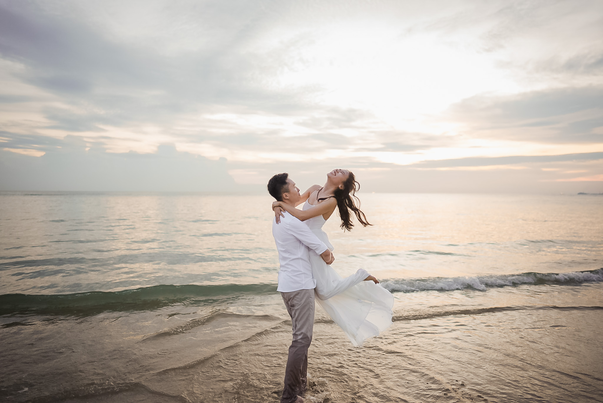 Contacts wedding photography by JONAJEAN